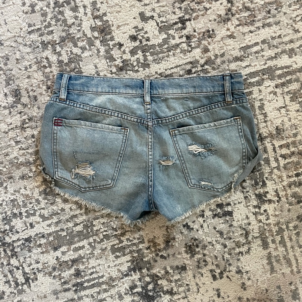 BDG Boyfriend Distressed Denim Shorts - Picture 8 of 9